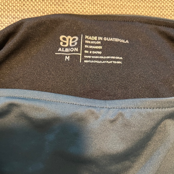 NWT Albion Bikini (top sz S/bottom sz M) - Picture 4 of 8